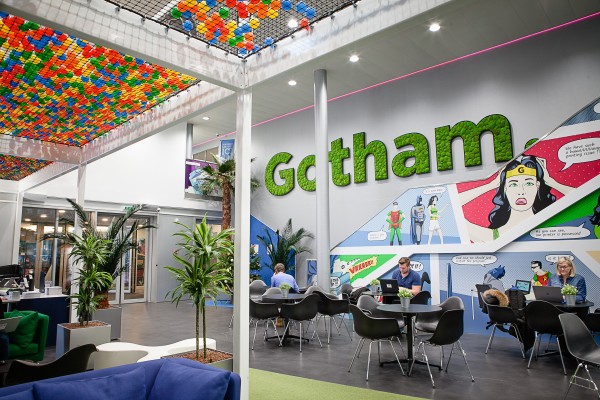 Gotham Lausanne Flon